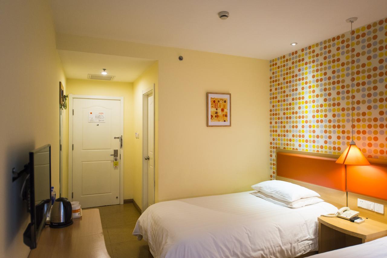 Home Inn Shanghai South Pudong Road Expo Dış mekan fotoğraf