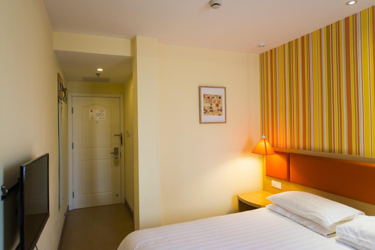 Home Inn Shanghai South Pudong Road Expo Dış mekan fotoğraf