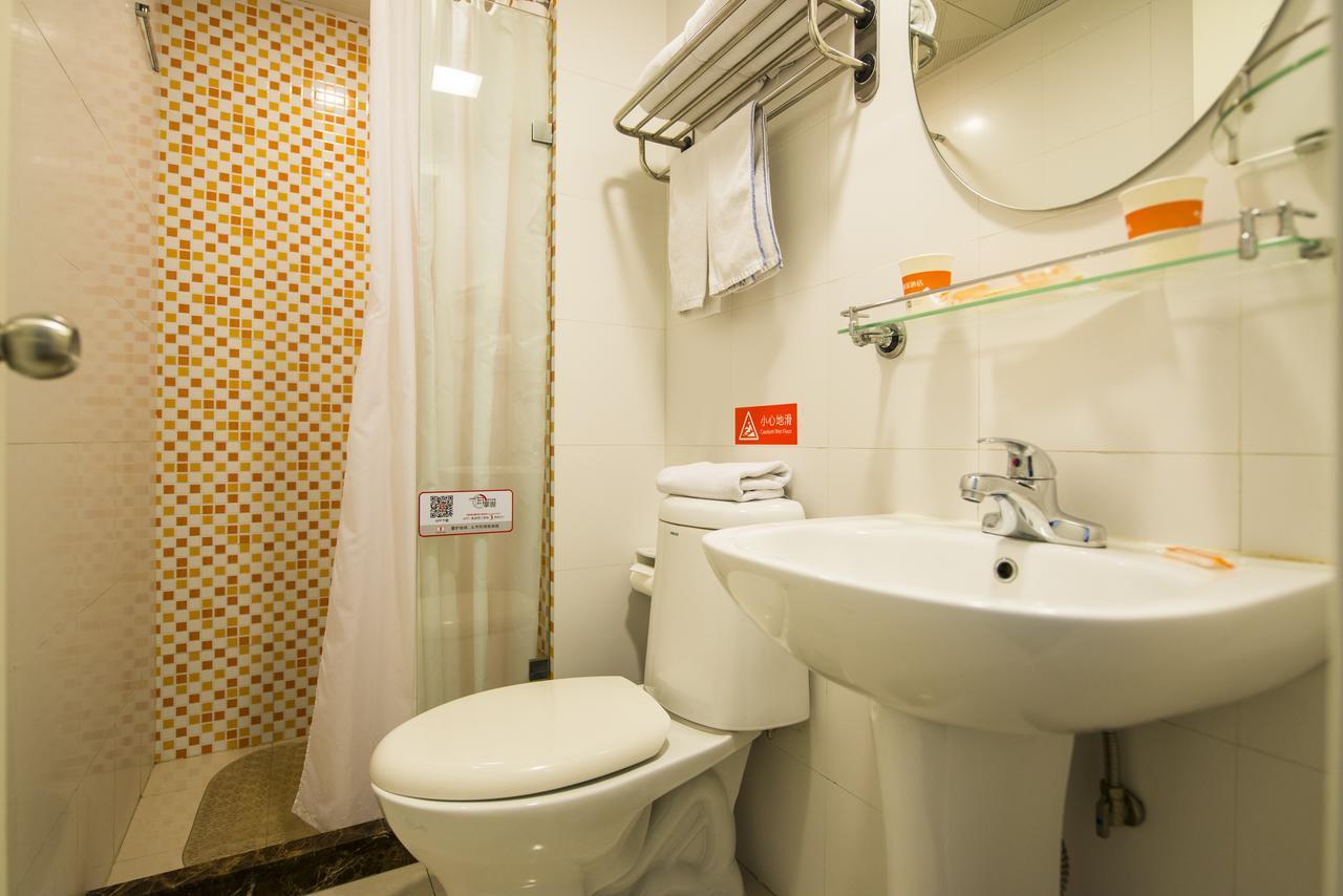 Home Inn Shanghai South Pudong Road Expo Dış mekan fotoğraf